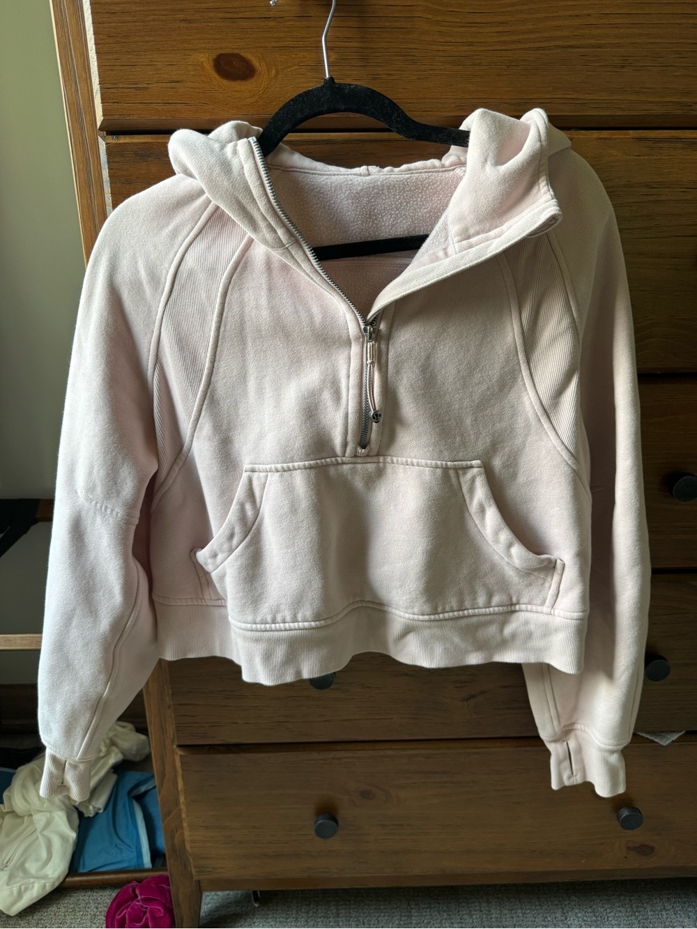 Cropped Light Pink Half-Zip scuba lululemon xs-s